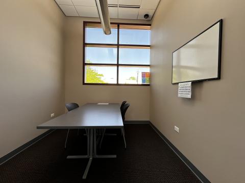 Photo of Adult Study Room 2